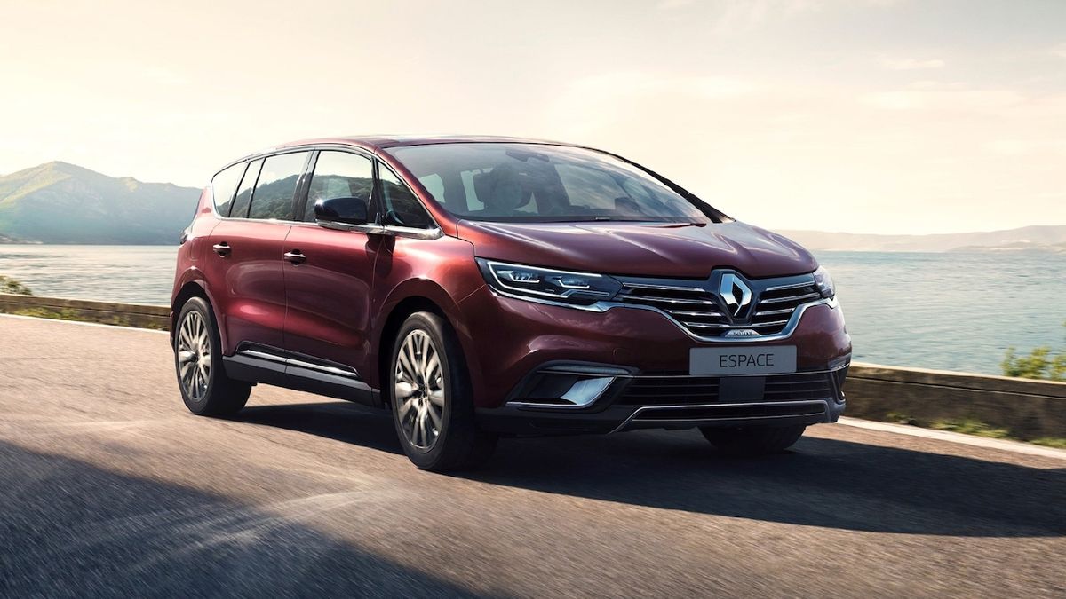 Renault omladil svůj ikonický model, Espace má nyní špičková světla